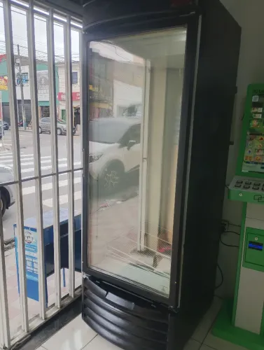 Vendo freezer vertical