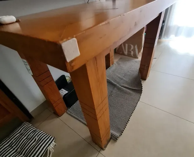 MESA DE MADEIRA MACIÇA 