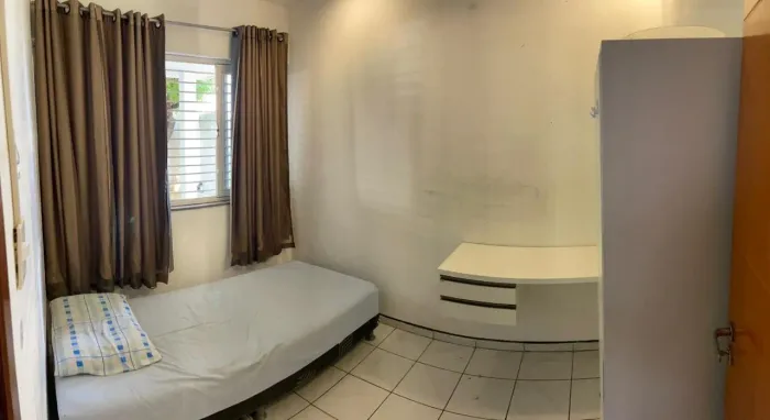 Alugo Quarto mobiliado