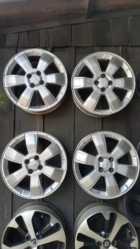 Rodas 17" do carro montana