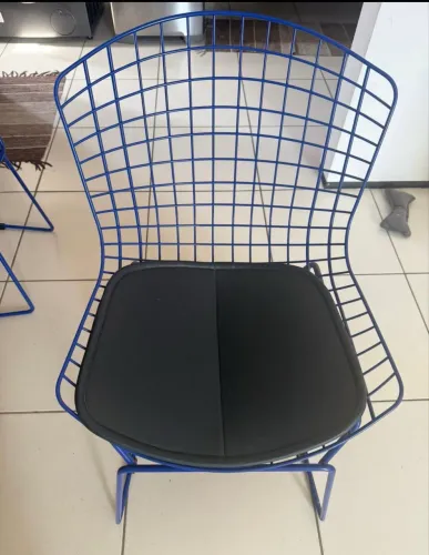 04 Cadeiras Novas