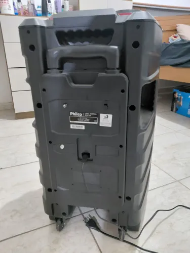 Caixa de som amplificada