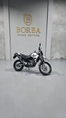 XT 660R YAMAHA - XT 660 R  BRANCA 2017/2018