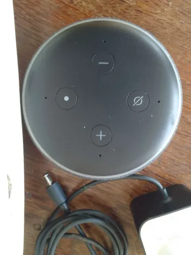 Echo dot alexa 3 geração ( com defeito )