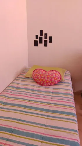 Cama box solteiro usada