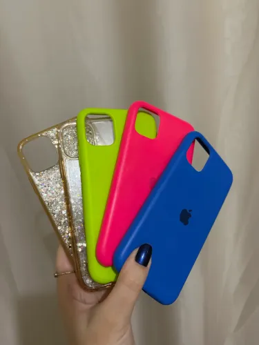 5 Cases IPhone 11