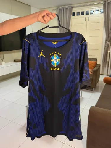 Camisa Seleção Brasil Jordan II 2026/27 Torcedor Pro - Azul