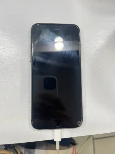 IPHONE 8 / 64GB