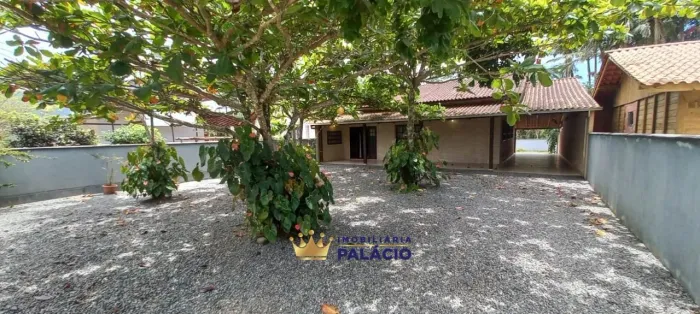 Casa Mobiliada com 3 Quartos para venda na vila da Glória