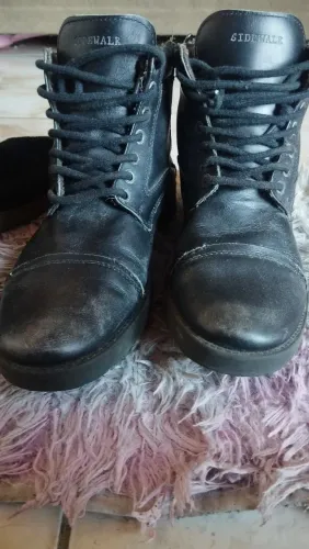Bota coturno couro legítimo Sidewalk 
