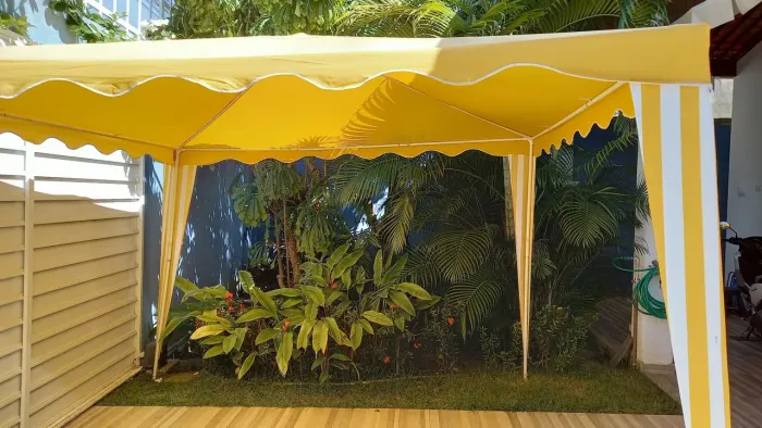 Tenda Gazebo 3x3 ótimo estado