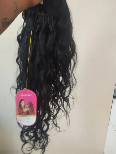 Vendo cabelo tipo rabo por 100 reais na cor preta novo