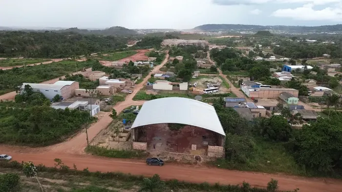 Galpão com 900 m2 na av. Resistência, 150m da nova moaçara