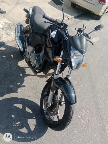 CB 300 