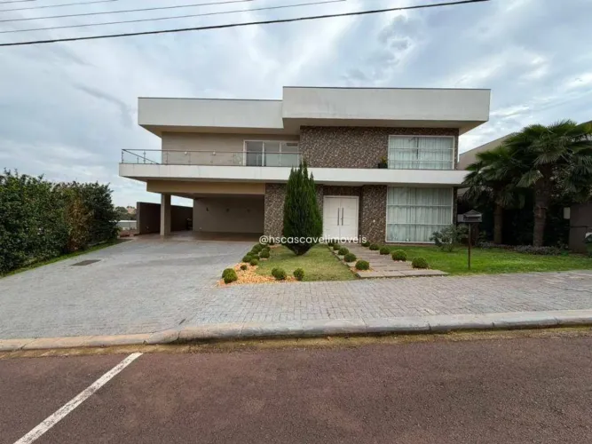Sobrado com 7 Dormitórios sendo 6 Suítes à venda, 517 m² por R$ 5.400.000 - FAG - Cascavel
