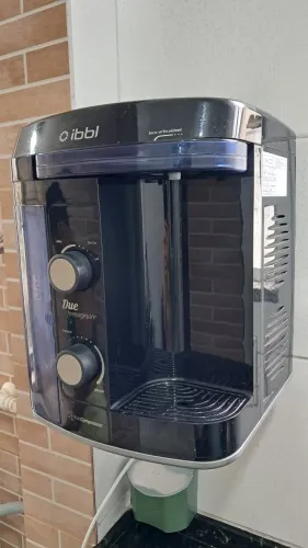 Purificador de Água Refrigerado por Compressor IBBL Due Immaginare Preto 110V