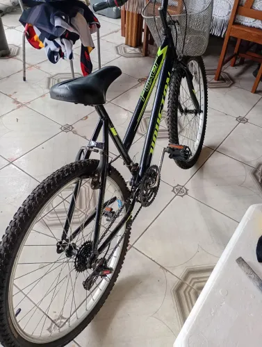 Bike Houston ato 26 em bom estado para mais informações chama no ZAP *