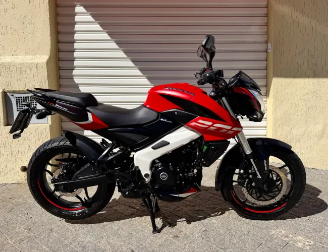 BAJAJ Dominar D200 2024