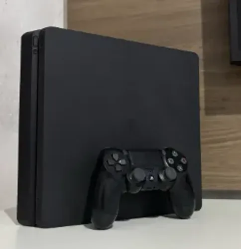 PS4 + GTA V à Venda