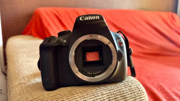 Canon EOS T5