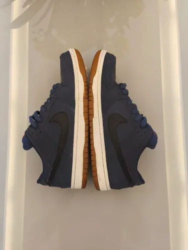 NIKE SB NAVY GUM REP TAM 43