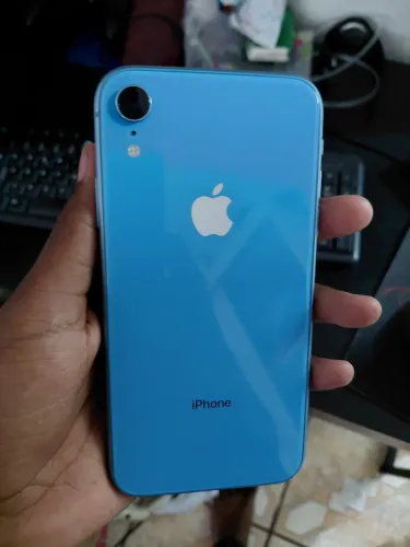 Iphone xr, pegando chip, sem face id tela trocada 1 vez