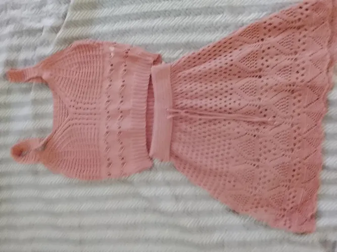 Conjunto saia e blusa de praia