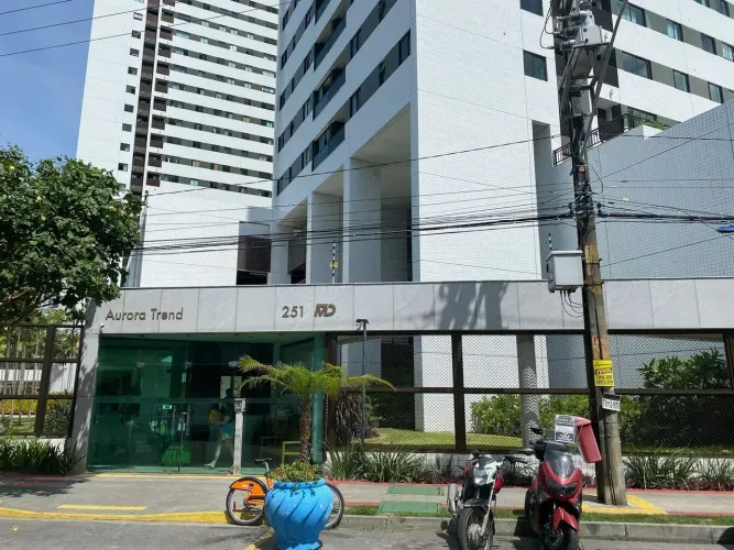 Apartamento para aluguel com 60 metros quadrados com 2 quartos em Santo Amaro - Recife - P