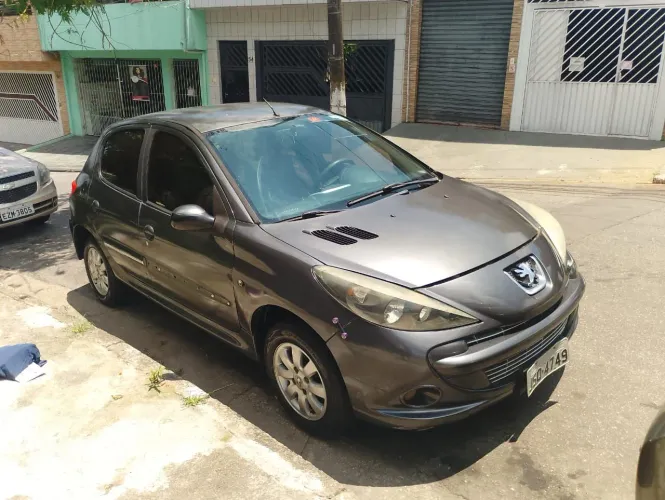 Peugeot 207 XR Sport 1.4 Flex 8V 5P 2010