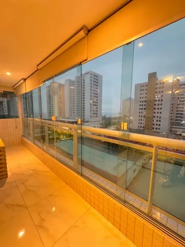 NAUTIC PENÍNSULA | 73m² | 2 QUARTOS (1 SUÍTE) | VISTA MAR E LAGOA | REFORMADO