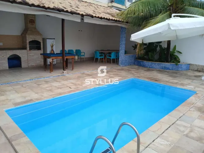 Casa Linear Espaçosa e Sustentável com 3 Suítes e Piscina no Cachambi RO01X