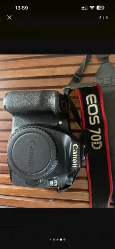 Câmera cânon 70d Preta usada