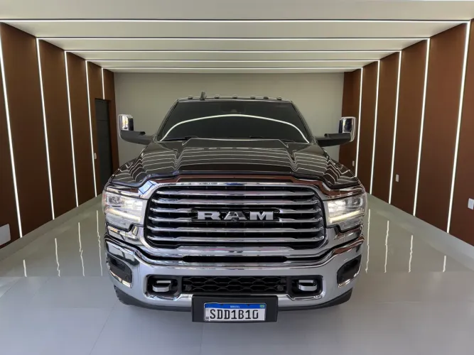 Ram 3500 Limited Longhorn 6.7 TB CD Diesel 2022