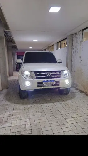 Mitsubishi Pajero HPE Full 3.2 4X4 T.i.dies. 5P AUT 2014