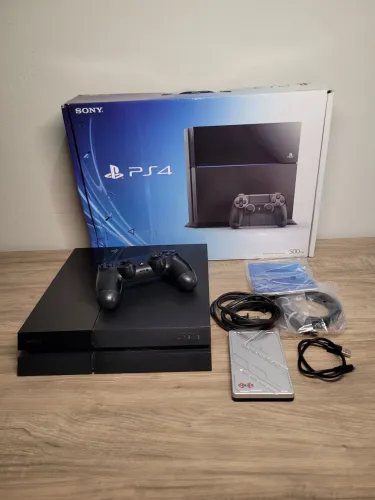PS4 500GB Desbloqueado +1 controle e case de HD externo