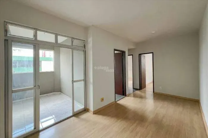 ALUGUEL: Apartamento 58m² de 3 Quartos no Manacás/Castelo