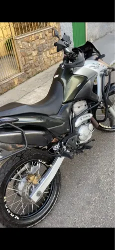 Moto XRE 300 super nova !!