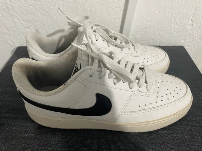 Tênis Nike court vision branco tam. 40