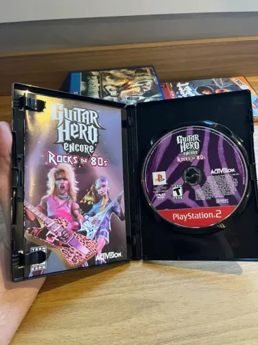 Jogo PS2 - Guitar Hero encore Rocks 80s 