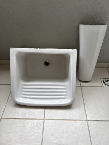 Tanque louça esmaltado médio