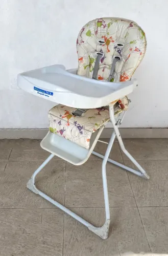 Cadeira de alimentação infantil Burigotto Siena XL Monstrinhos