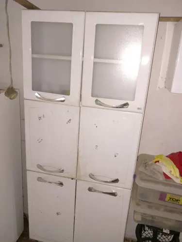 VENDO PANELEIRO 6 PORTAS