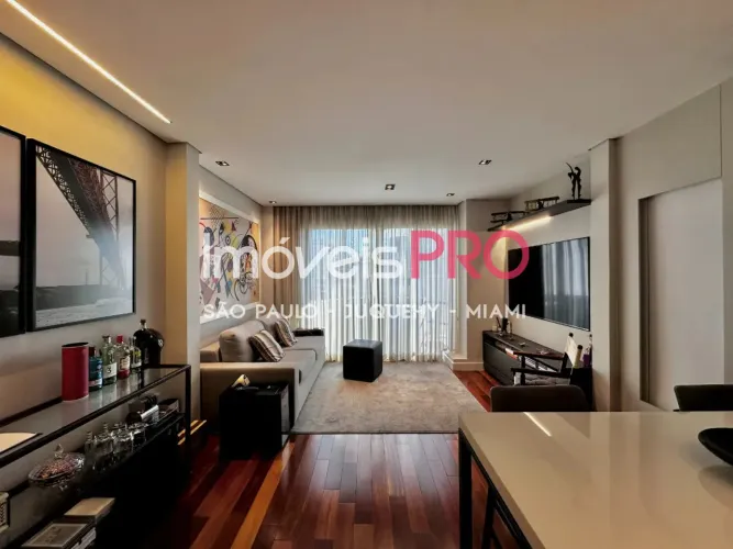 Loft no Itaim totalmente reformado com 2 dorm sendo 1 suite e 1 vaga