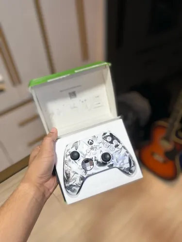 Controle Xbox Edição Especial - Storm Breaker (Estado de Zero)