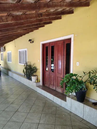 Casa sede ,barracão tirar leite