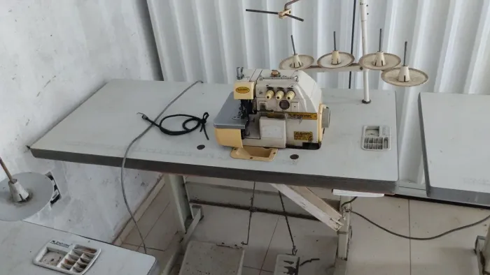 Máquina de costura