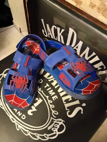 Sandália infantil homem aranha 31