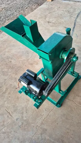 Vende-se forrageira 5cv monofasico