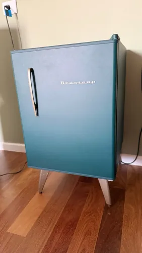 Frigobar Brastemp Retrô Green Jasper 76L - 110V - 3 meses de uso