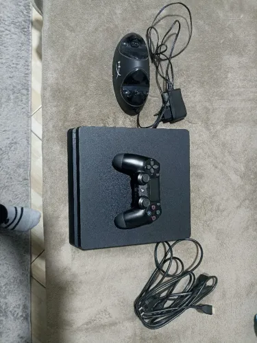 PS4 SLIM 1TB